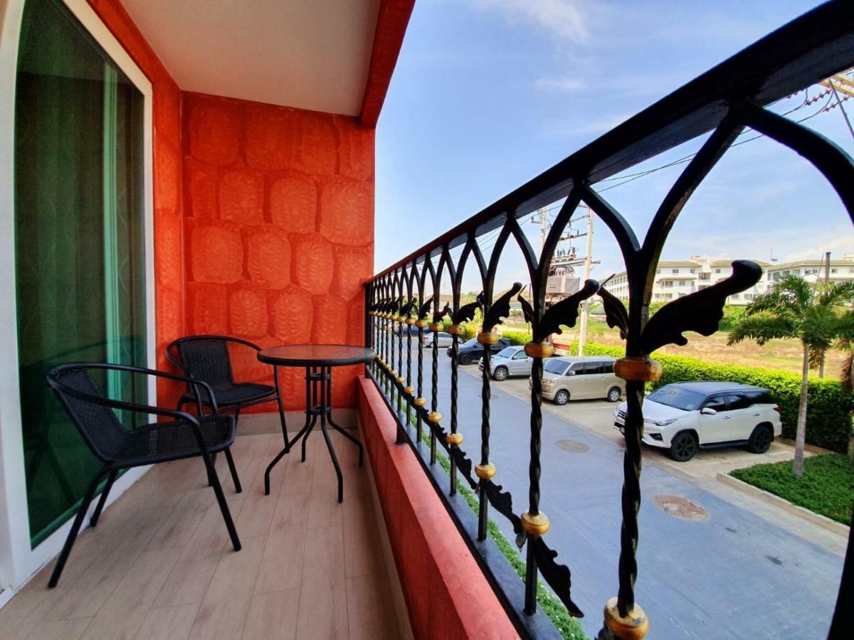 Seven Seas Condo By Dmitrii Jomtien Beach Zewnętrze zdjęcie